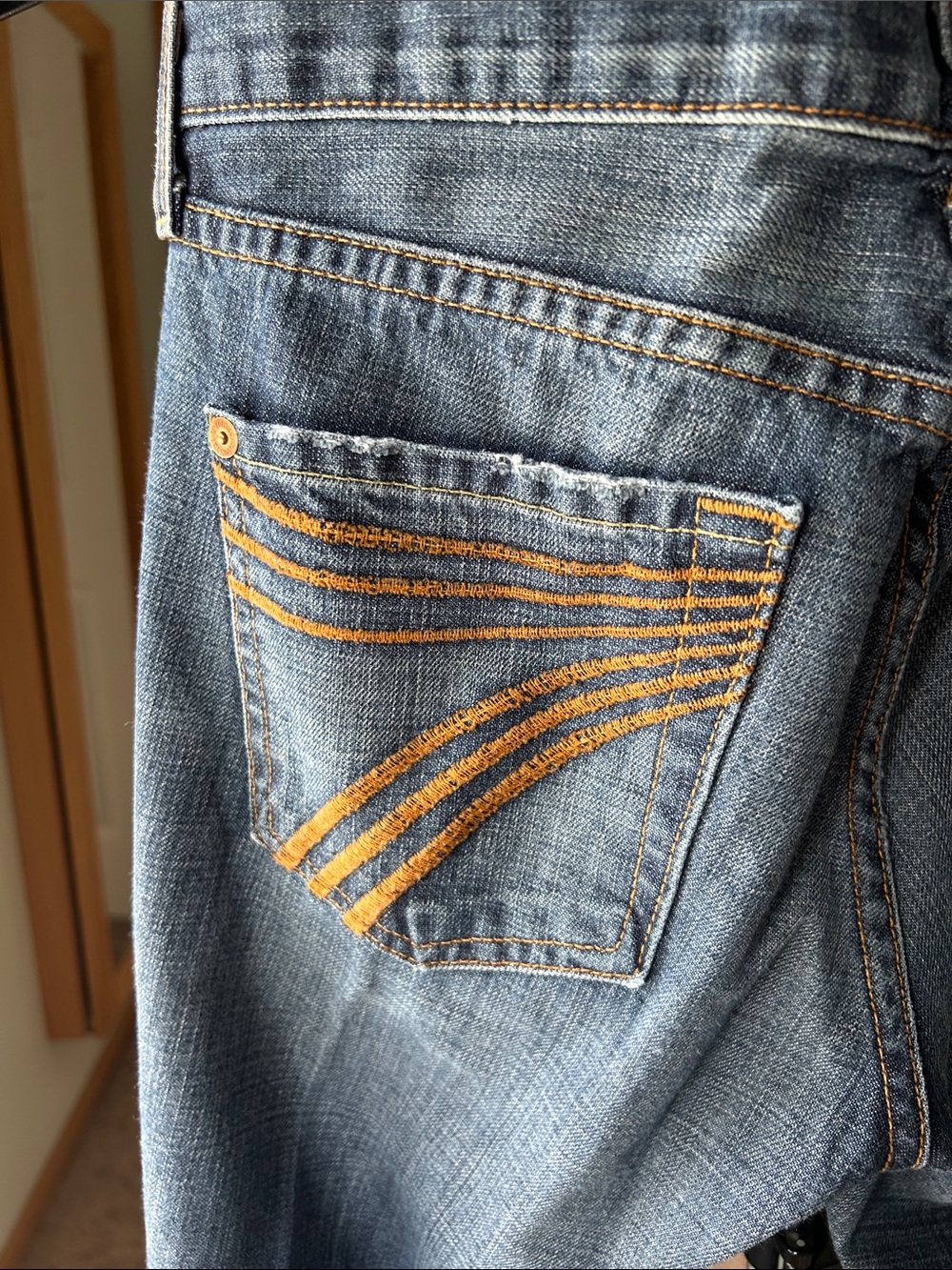 7 For All Mankind Bootcut Jeans in Medium Blue Fade - Picture 7 of 16